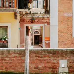 Casa Accademia Дом отдыха Венеция